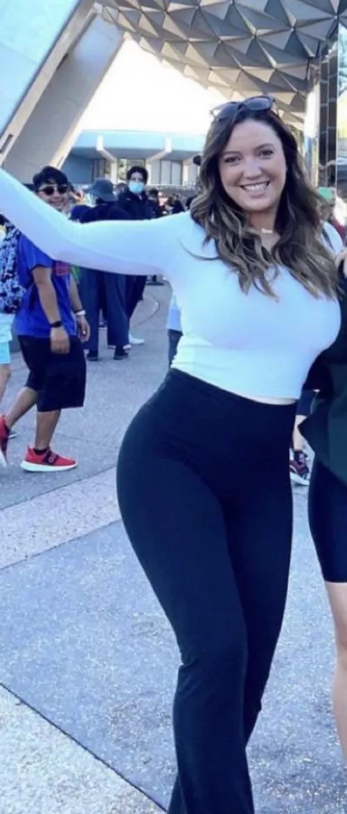 Should 31 year old mom of 2 do porn? by Lebronindishoe