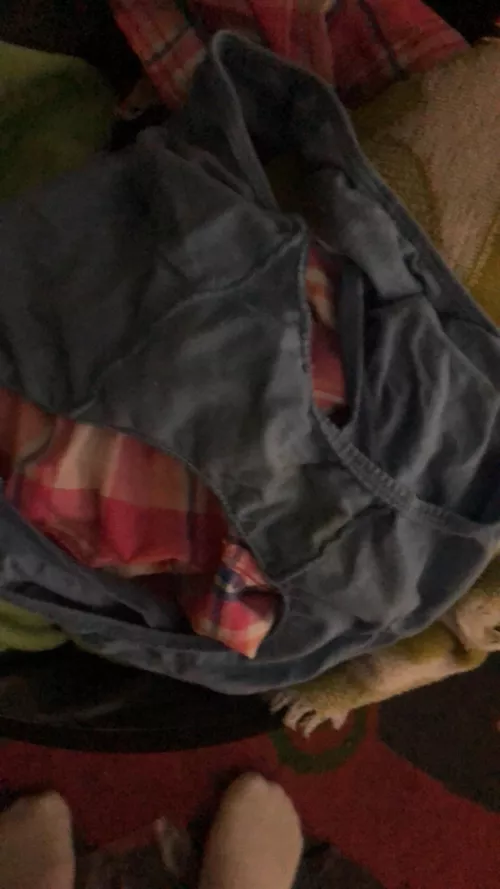 Should I cum in her panties? I’m obsessed with my 73 year old mother in law. by southernperv