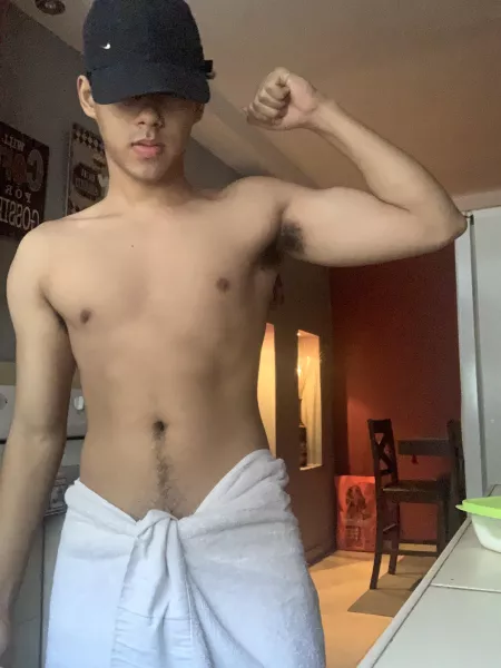 should i drop the towel bro? by SnooFoxes9206