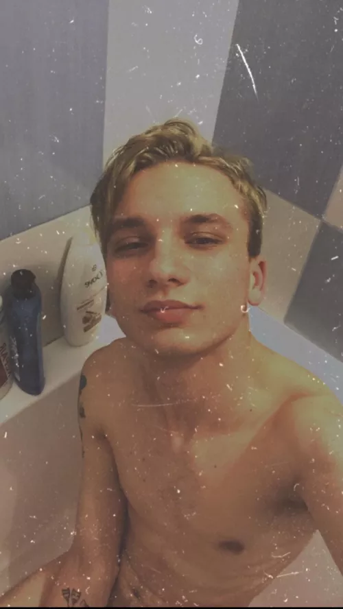 Should I get blonde again ? by boysMaf