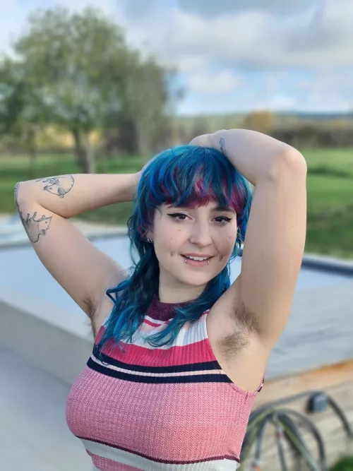 Should I go to the pool ? 🤭 by Khalamite