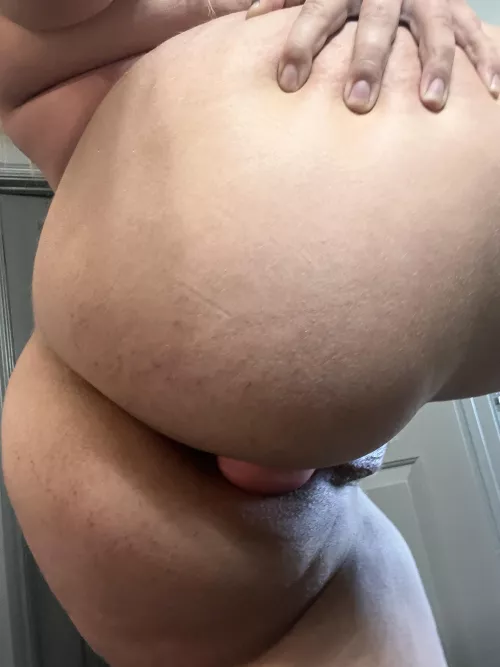 should i keep myself plugged all day? by kaykandy136