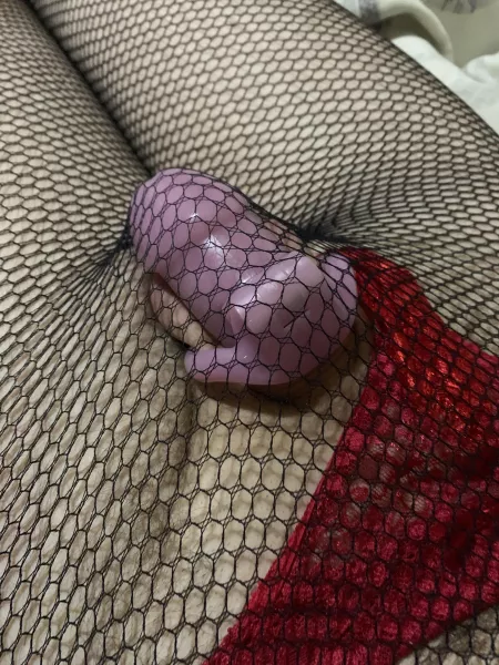 Should I leave it on when I go and meets some friends tonight, I’m still a secret sissy 🙈😩 by capsiss