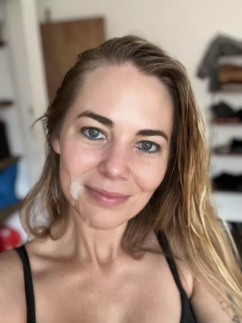 Should I let it drip or should I eat it? 😛 by TheBarebackpackers