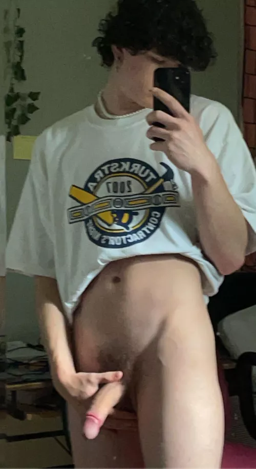 Should i make an OF?🤔 by Wonderful-Stick2300