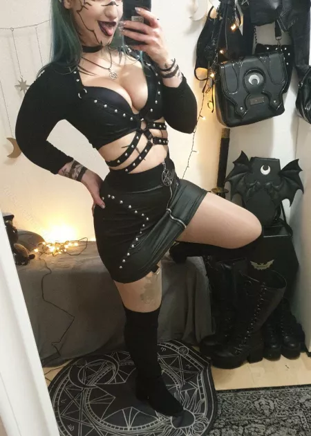 Should I roll it up and make it shorter? 😈 by LunaticalWitch