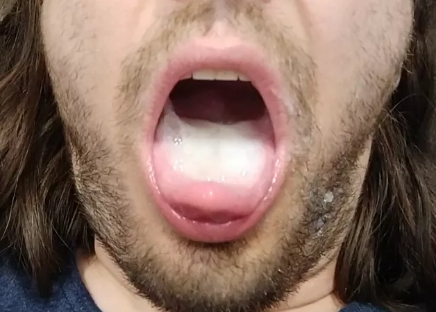 Should I swallow that load? by Bottom_swallow