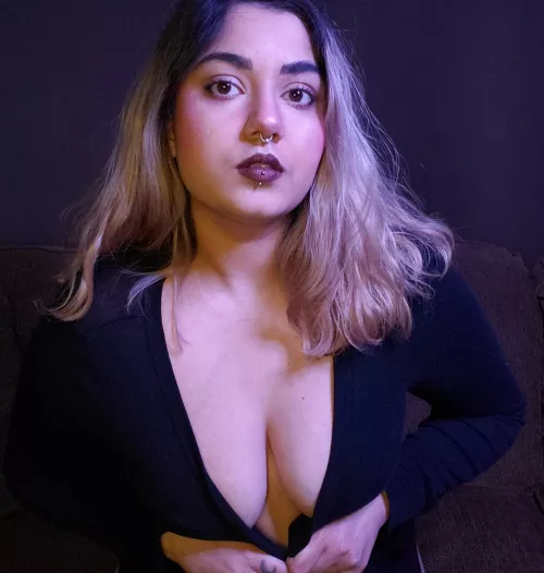 Should I take this off? by TheScorpioMoon666