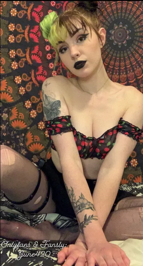 Should I wear this top under my titties instead?😜 by LovelyStonerGirl