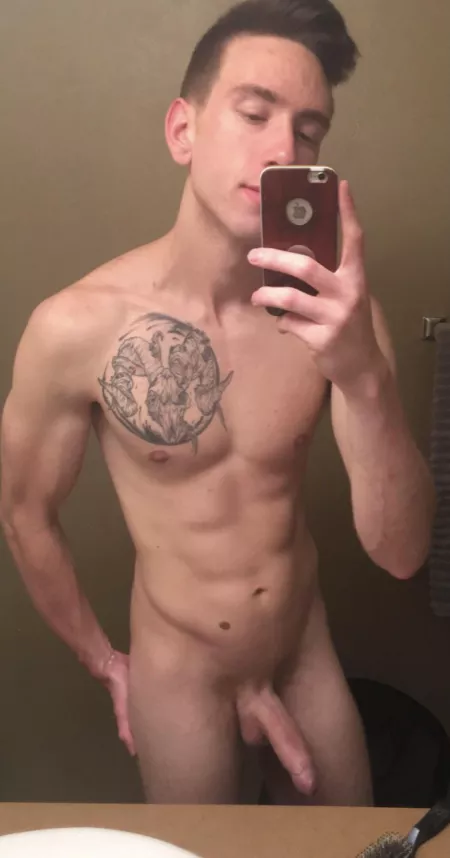 Shout out to those horny-trolling through this sub late tonight by chipxlte