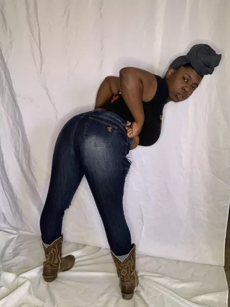 Shove it inside me 🤤 70% off my OF! by Monabbabe