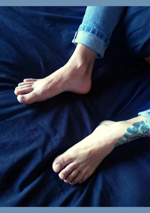 Show me how much you love my feet by Nikko_Dash