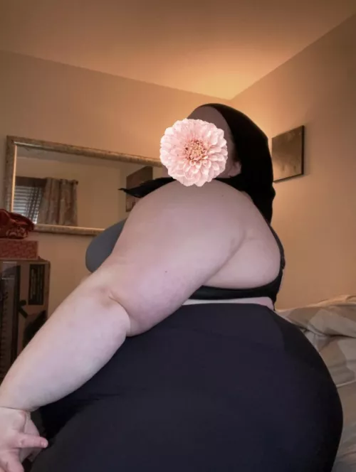 Show me some love by blushiebirdie