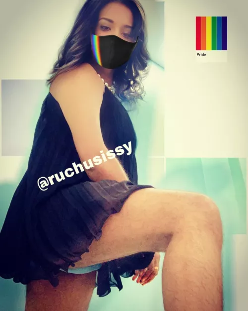 Show me some love guys 😘😘😘 by naturismwithruch