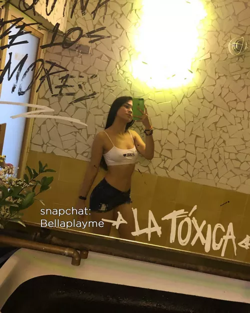 Show me what you like (;[F] [19] by FrannyHotChix