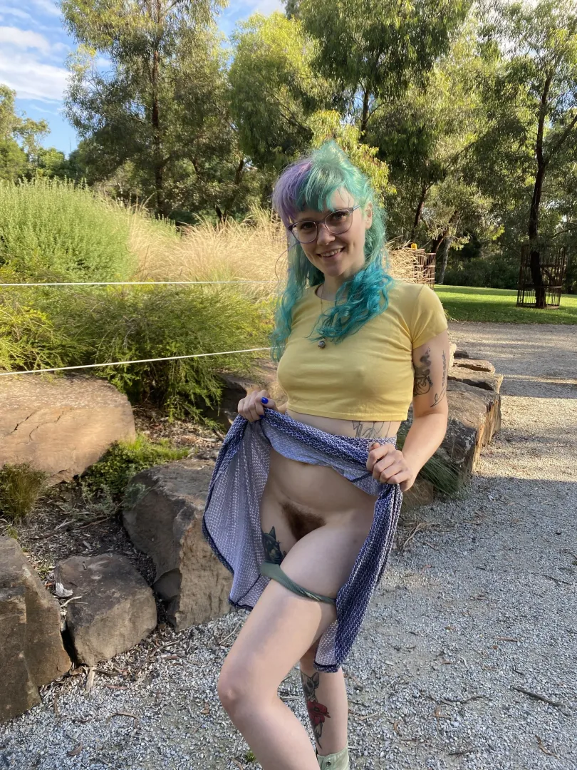 Showed my ass right after :P [oc] [img] posted by vheidiv