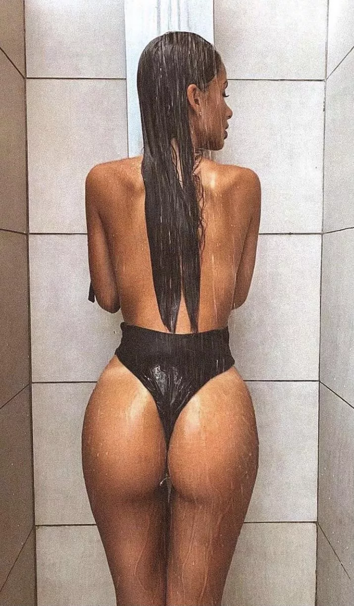 Shower after a great workout posted by sarah_cum69