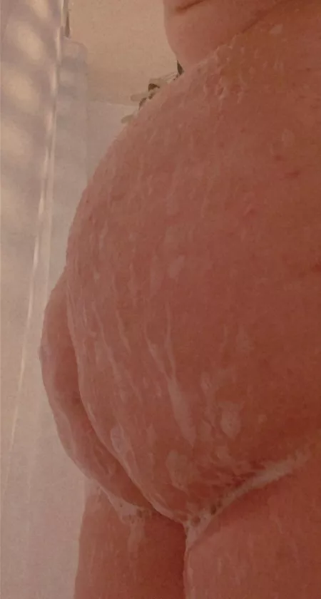 🧼🍑 shower time 🥰 by OdessaSuccubae