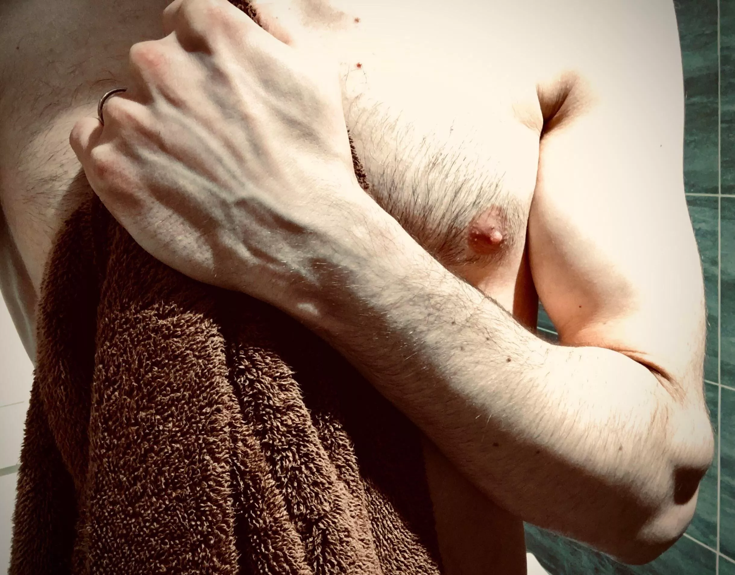 Shower time… posted by DB43X