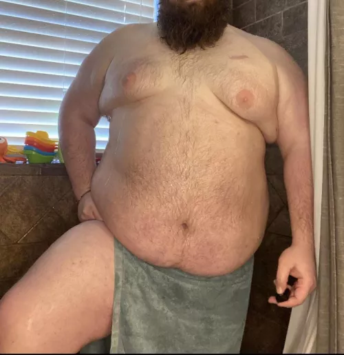 Shower time 😏 by Thebeardedteacher91