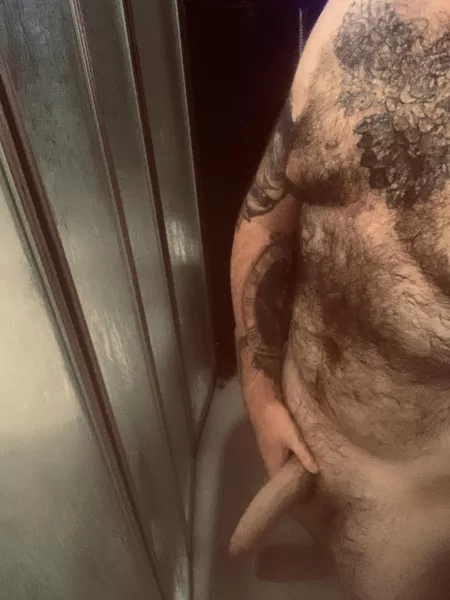 Shower time is a good time 👌🏼 by MasterGFREESUB