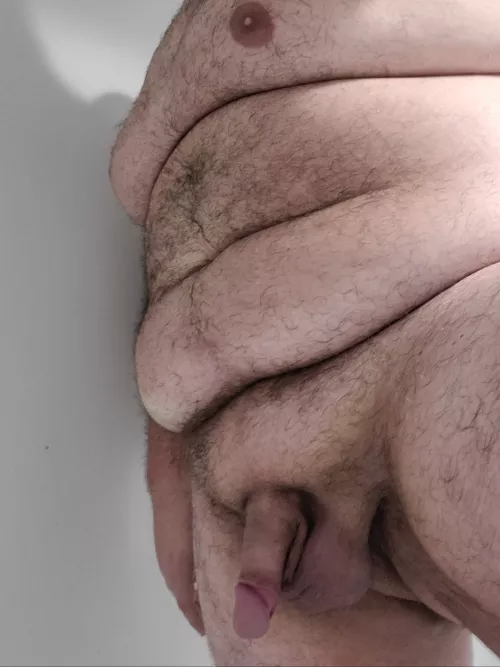 Shower time by sleepy237