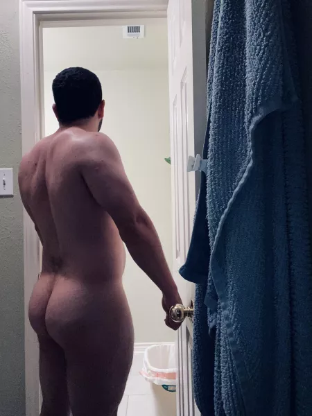 Shower time by ThickRick89