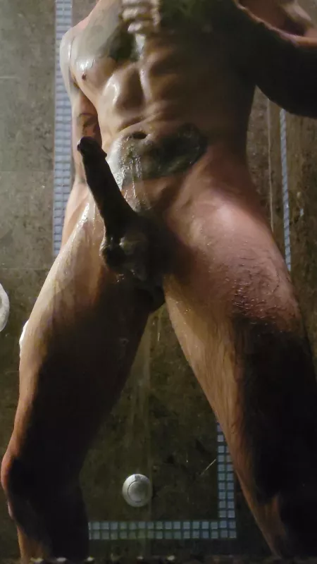 Shower timee by lil_tarzan