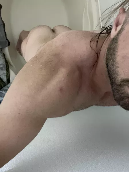 Showering up getting ready for my first cock 💁🏻‍♂️😍🍆 by Fit_Ad_9516