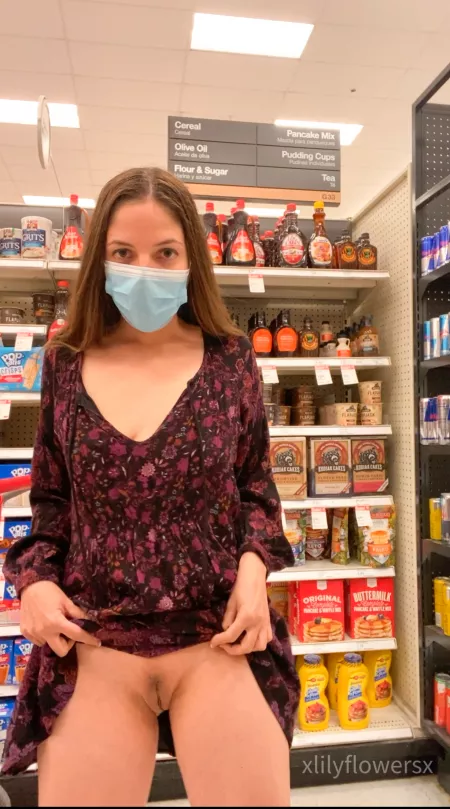 Showing my vagina in front of Aunt Jemima by xlilyflowersx