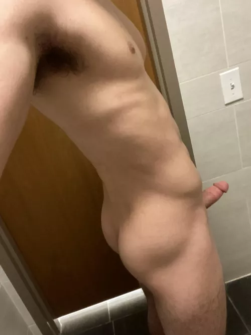 Showing off ass by NobagCox06