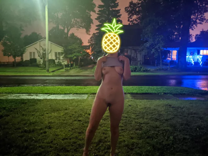 Showing off for the neighborhood by Dr_sunny