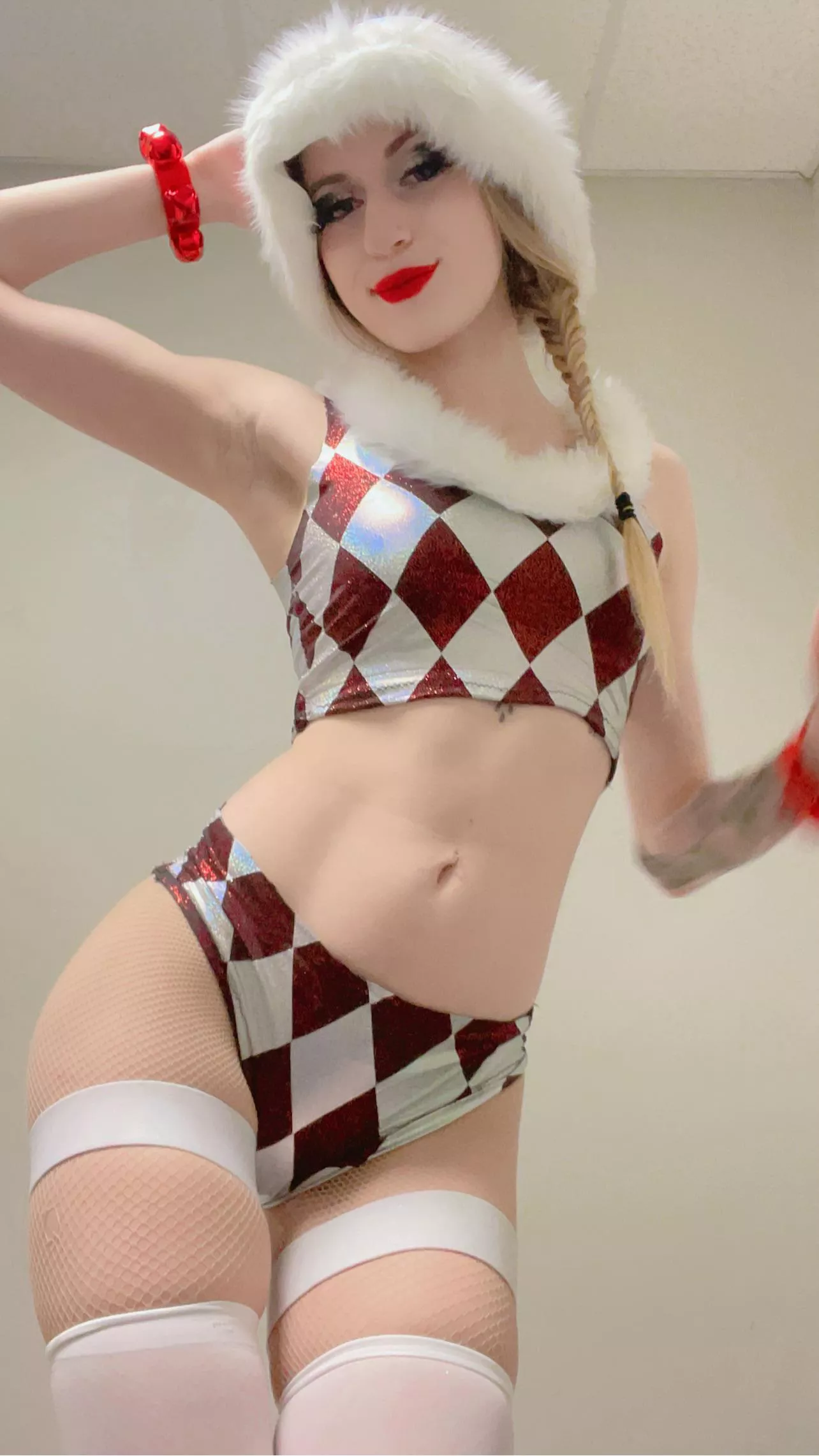 Showing off my armpits at work 😜 posted by CheryKitty420