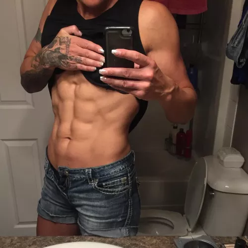 Showing off my hard body by hardbodyharrison