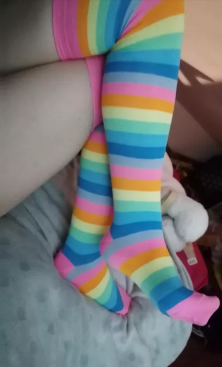 Showing off my my new thigh highs ^^ by angelic_kawaii