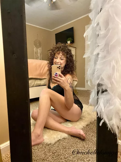 Showing off my thighs this morning by michellelounge