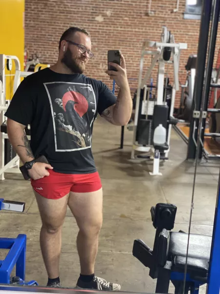 Showing off the legs a bit tonight by unwarydaisy