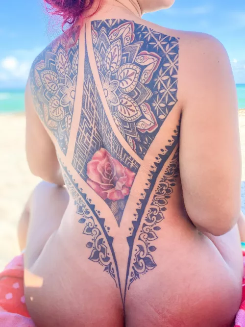 Showing off this magic at the nude beach (OC) by divinebodyofart