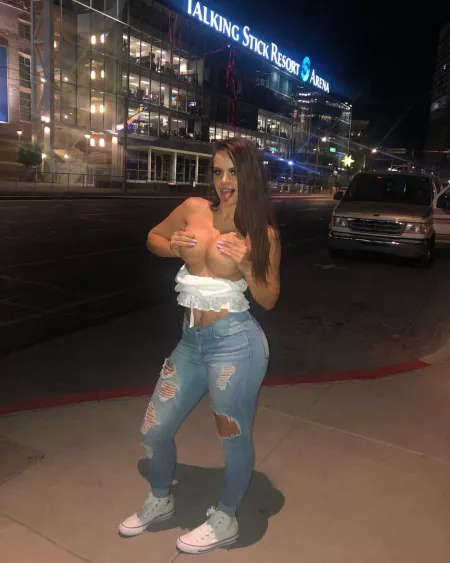 Showing out by LasherDeviance