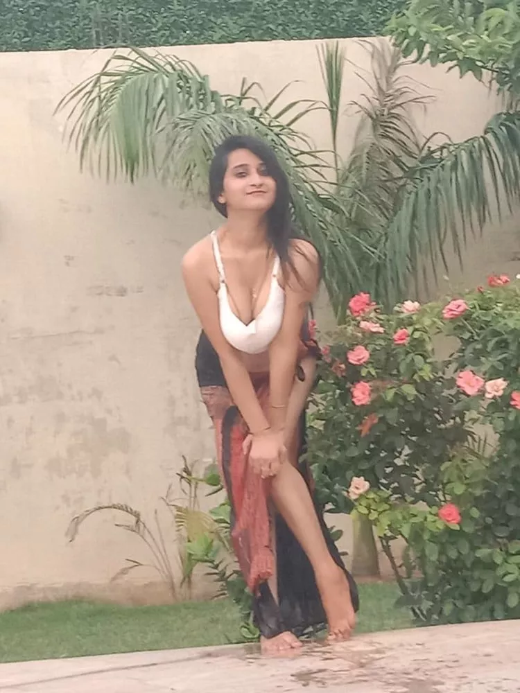 Showing slut posted by your_friendaa