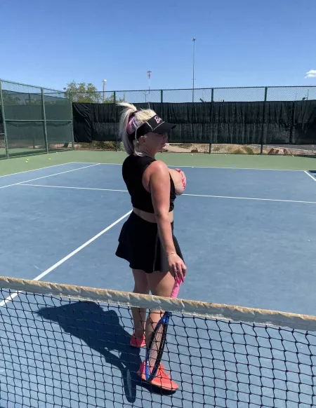 Showing the guys on the other court my huge tits by Hotbustybarbiex