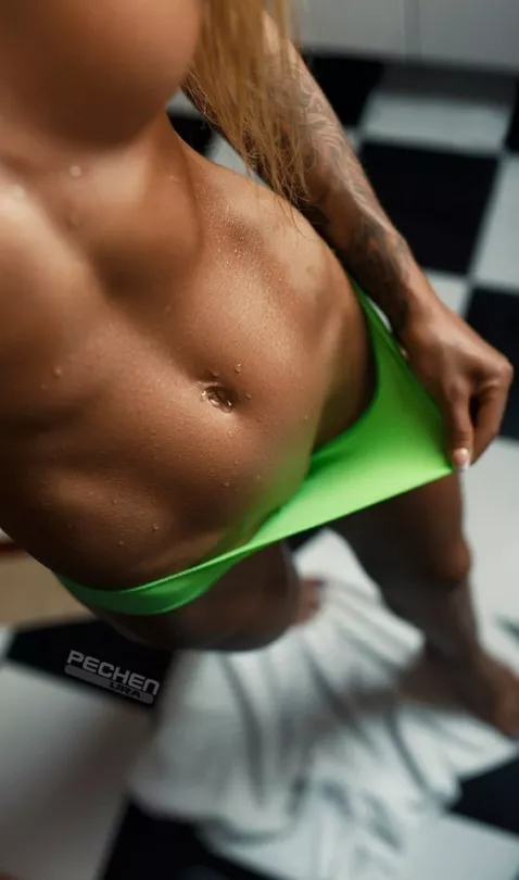 Showing under the bikini bottom posted by 23snappy