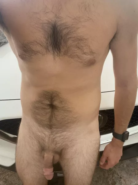 Shy guy but, thought that I would put myself out there. Tell me what you think. by Confident-Resolve-32