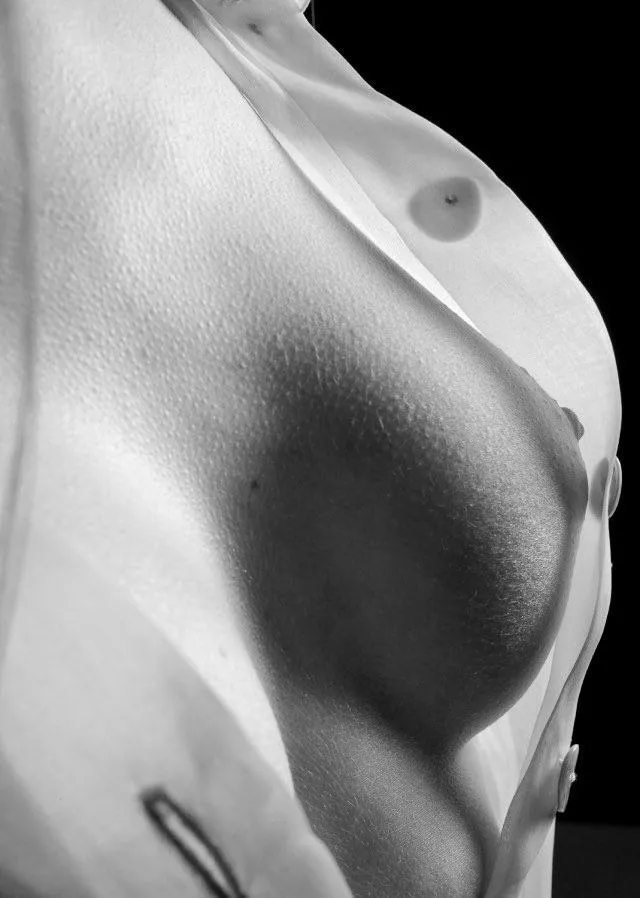 Side glance posted by SmoothRocket