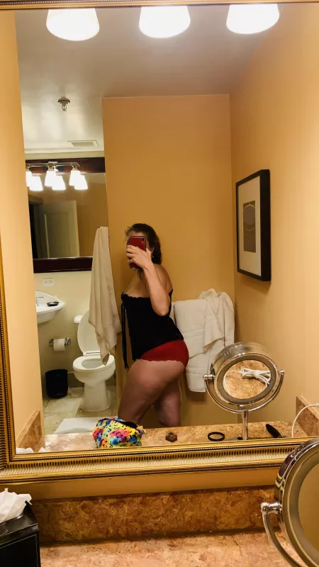 Side view of the corset ;) by Pixiegirl1994