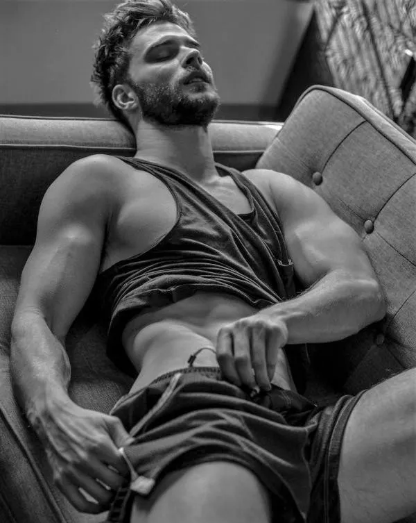 Silence please... posted by oraval2019