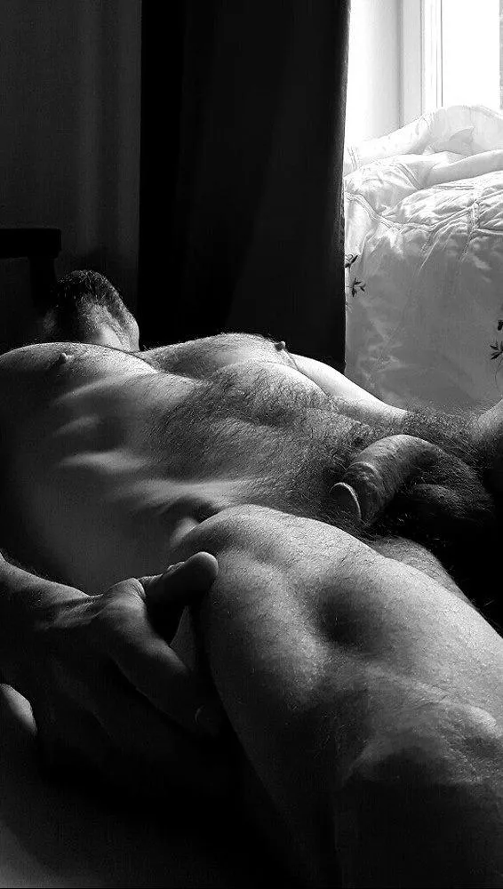 Silent please... posted by oraval2019