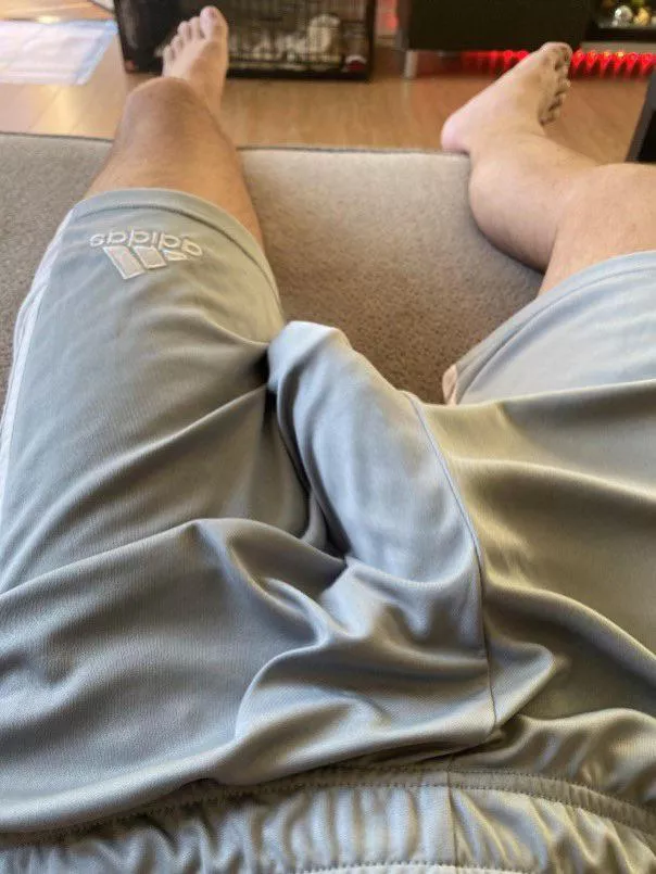 Silhouette🍆 posted by Crexelerator