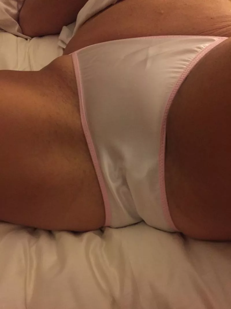Silky white spread posted by panty_overload