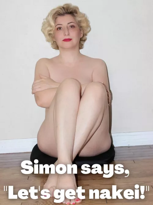 Simon says, “let’s get nakie!” Good #Nude Morning! #naturistlife #NormaliseNudity by NancyJustNudism